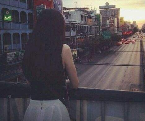 我隔壁住着美女姐姐