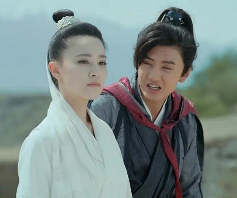 绝代双骄铁心兰喜欢小鱼儿还是花无缺