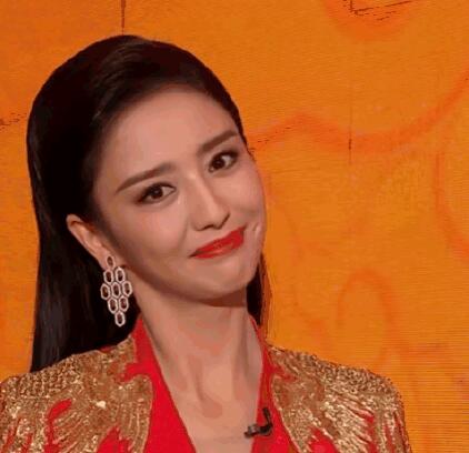 佟丽娅为什么主持春晚