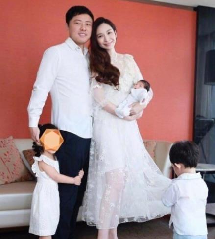 吴佩慈和纪晓波为什么没结婚