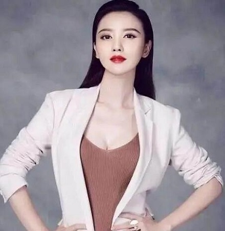 张萌详细资料介绍老公是谁