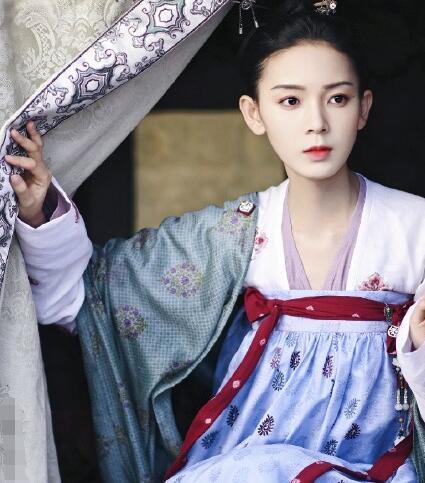 无心法师3柳青鸾的母亲怎么死的