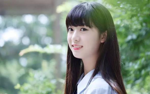 女老板爱上穷司机现场表白