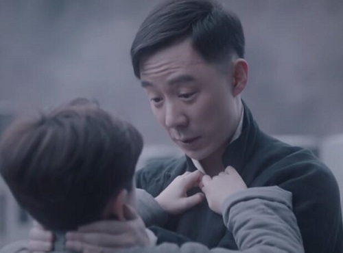 鬓边不是海棠红商老板身世来历