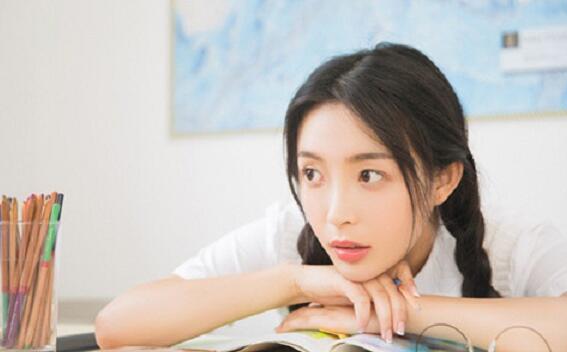 女友和男闺蜜偷偷出去玩