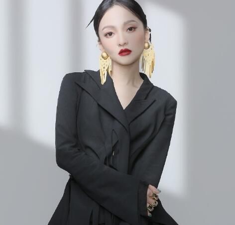 天赐的声音张韶涵耳饰精美绝伦
