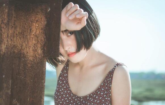婆婆老是提起老公前妻
