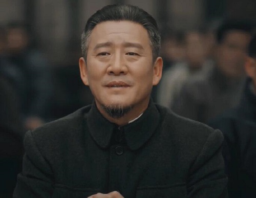 鬓边不是海棠红刘委员谁演的