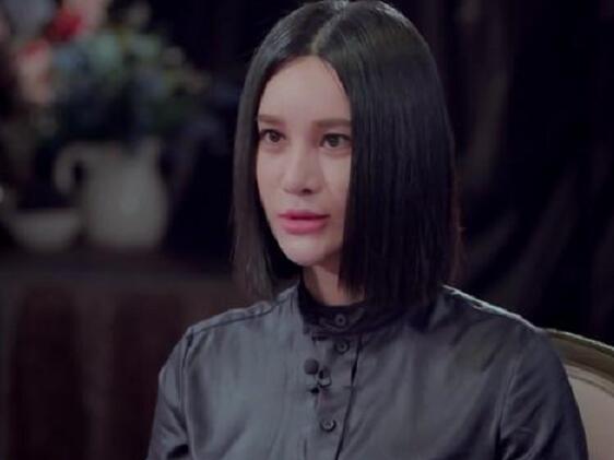 谭维维和尚雯婕是一届吗