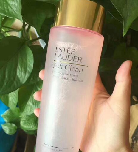 雅诗兰黛粉水真假对比