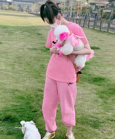 宋祖儿同款粉色套装什么牌子
