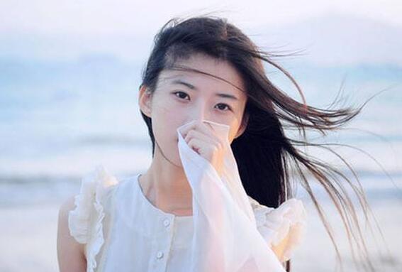 女友用小号偷偷关注前男友
