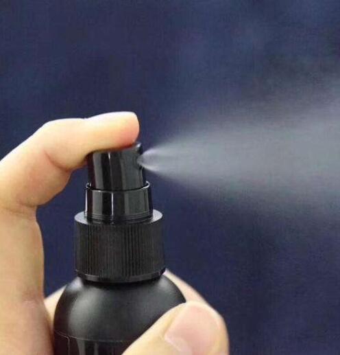 定妆喷雾应该怎么用效果好