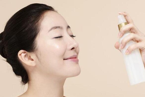 补水喷雾的正确使用方法