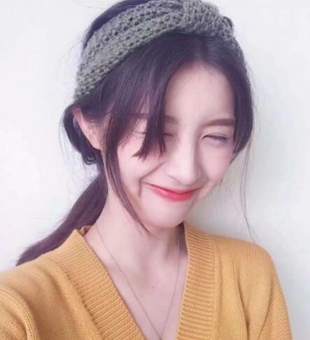 老公表妹总是在老公面前表现自己