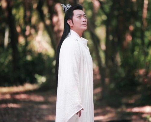 天醒之路主角是谁的儿子