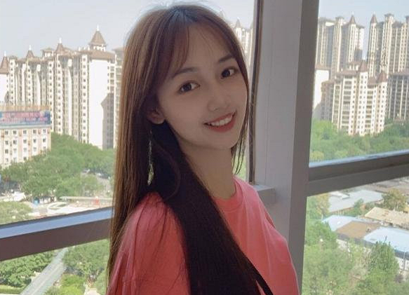 秦牛正威为什么这么火