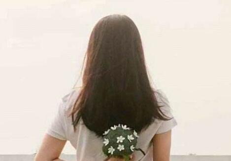 我和同学偷偷做爰