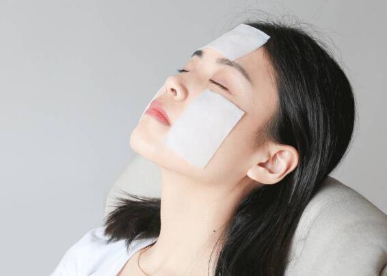 爽肤水可以湿敷吗