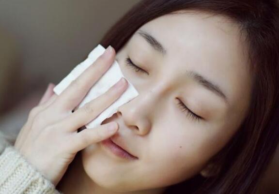 爽肤水可以湿敷吗