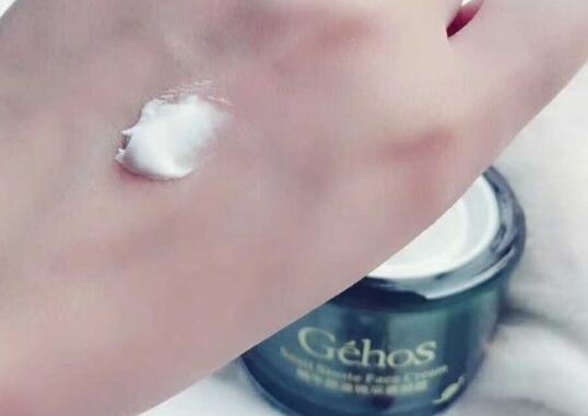 姬存希素颜霜晚上可以用吗