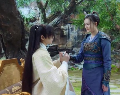 长相守司马遽喜欢花锦绣吗