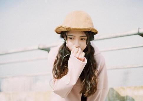 女生回你微信忽快忽慢