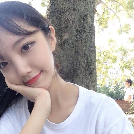 丈夫和我结婚还和前妻联系