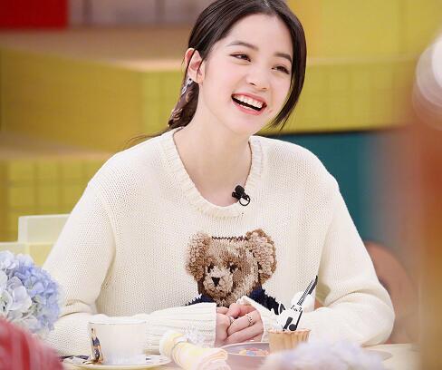 拜托了冰箱6欧阳娜娜同款上衣什么牌子