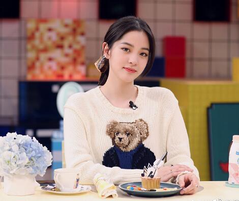 拜托了冰箱6欧阳娜娜同款上衣什么牌子
