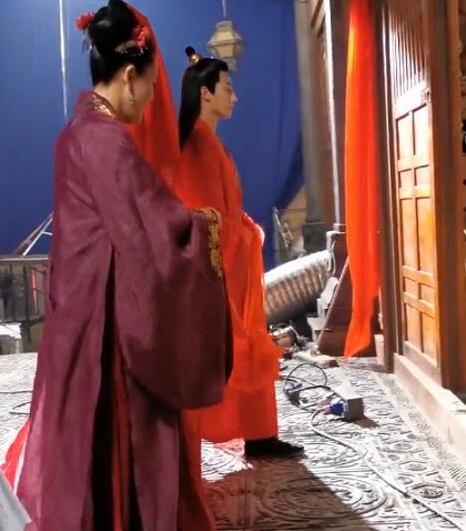 月上重火夏轻眉结局是什么