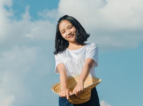 在学校与学长做了