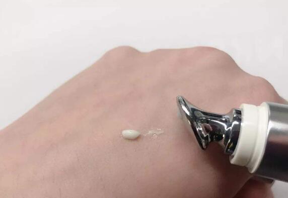眼霜应该用在哪个步骤