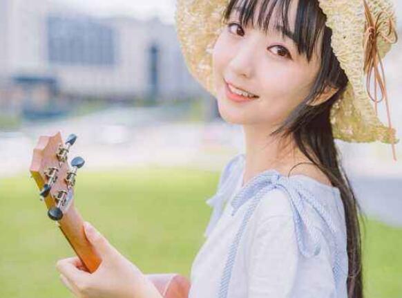老公和女邻居微信频繁聊天