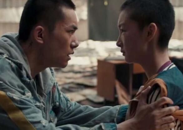 少年的你小北为什么要咬陈念