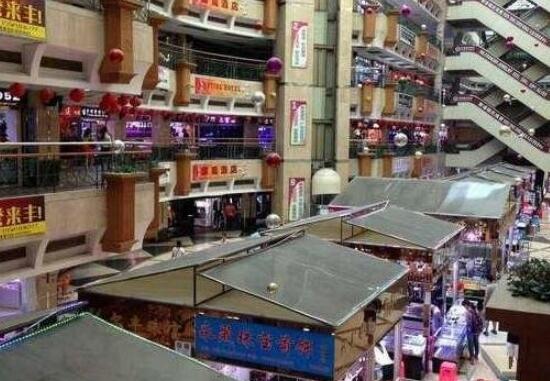 荔湾广场711便利店猛鬼事件