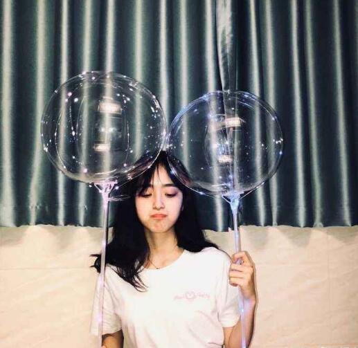 女友和我冷战后发现她另结新欢