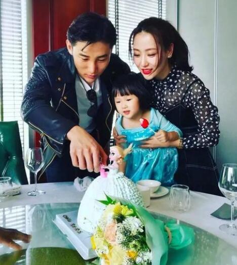 白冰和丁一为什么离婚