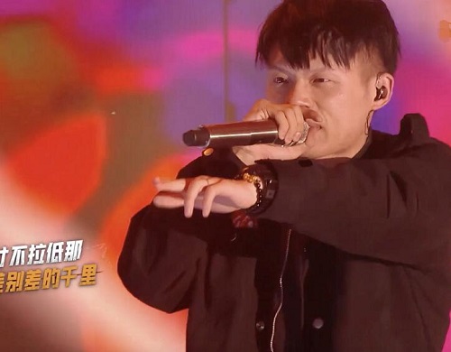 说唱听我的JD华明杰背景资料