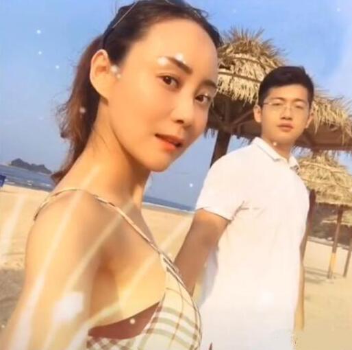 40岁女子嫁给闺蜜25岁儿子