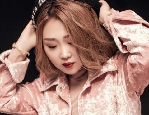 男生喜欢发小脾气的女生吗
