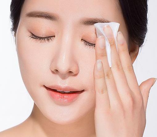 卸妆油需要用化妆棉吗