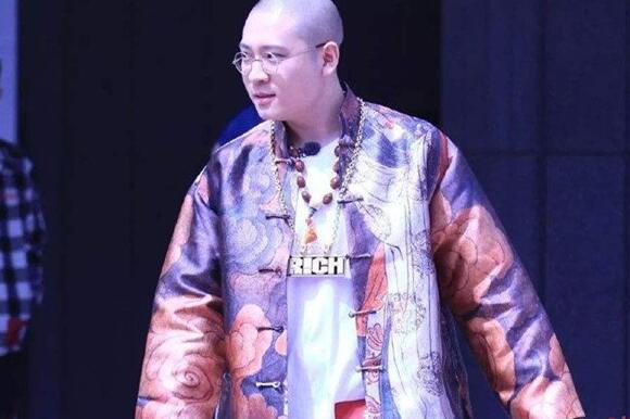 秃子2z是哪个厂牌的