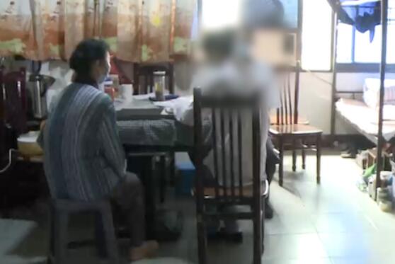 一双儿女网贷成瘾欠下30多万