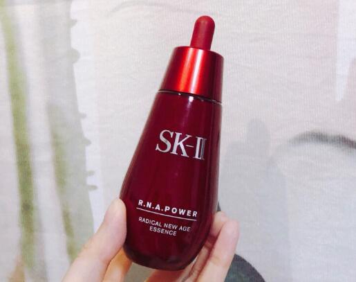 sk2小红瓶白天能用吗