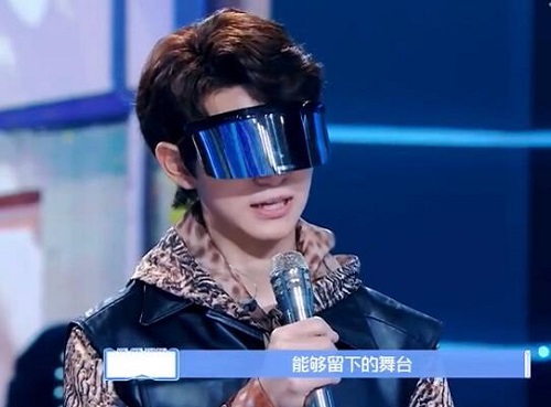 少年之名凡宇为什么不能露脸