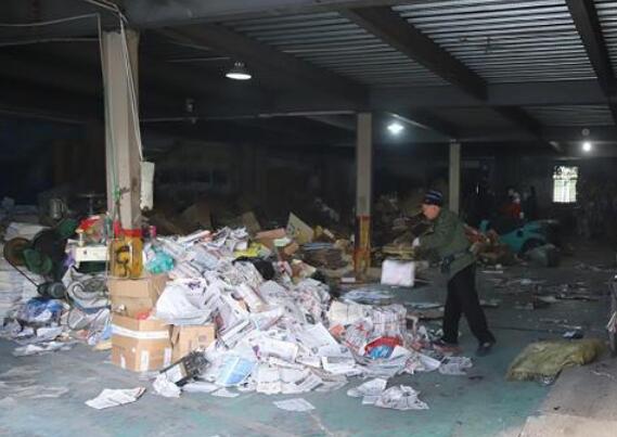 妈妈将孩子高考准考证当废品卖了