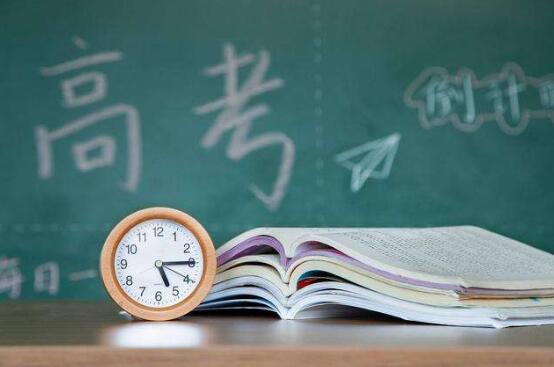 妈妈将孩子高考准考证当废品卖了
