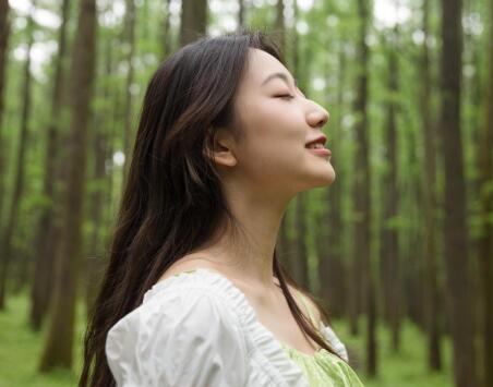 男同学暗恋了我很多年