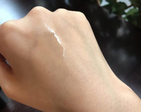 精粹水和爽肤水的区别